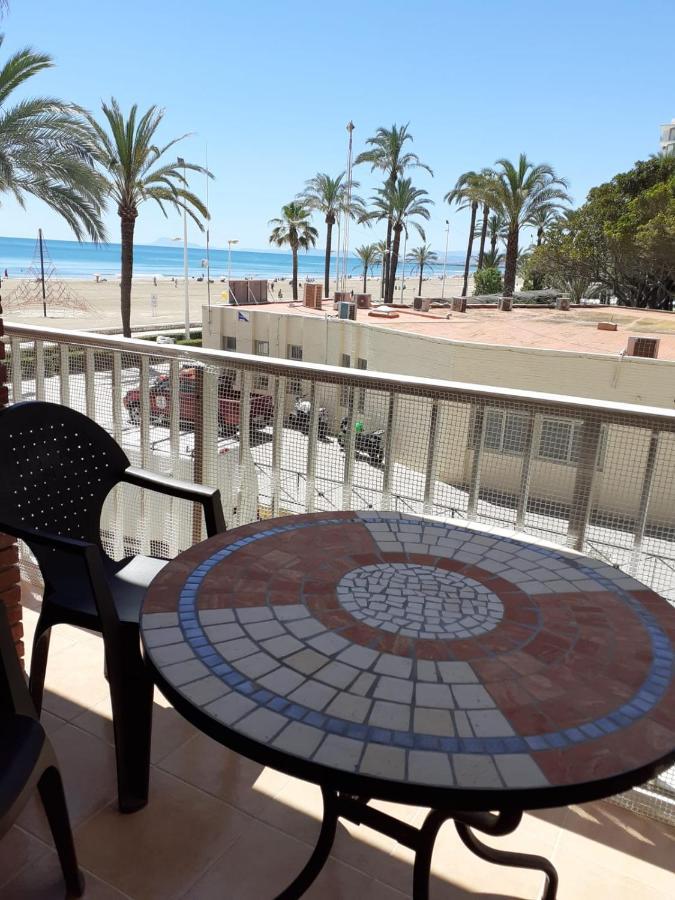 Apartamento A 10 Metros Del Mar กูลเญรา ภายนอก รูปภาพ