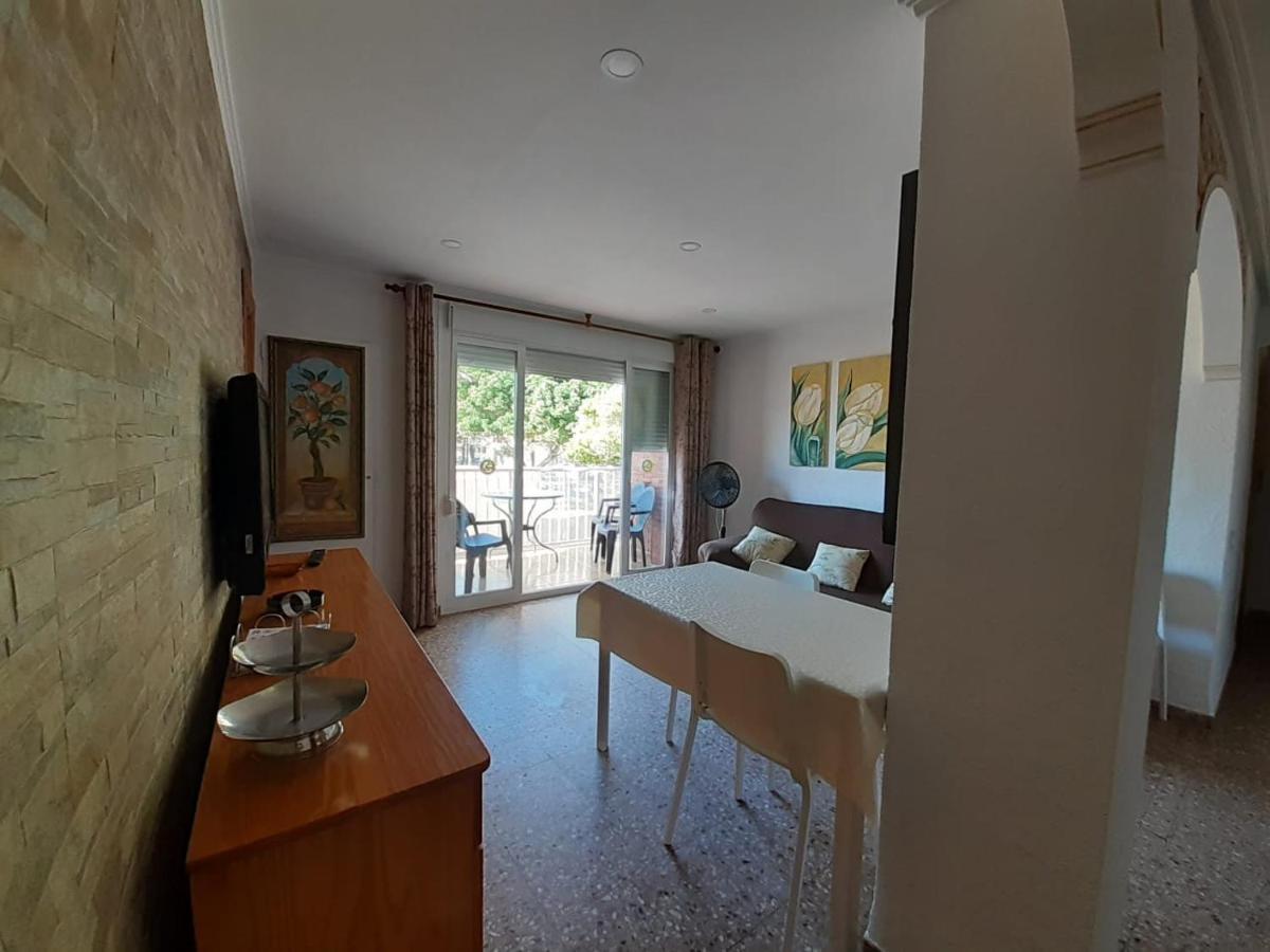 Apartamento A 10 Metros Del Mar กูลเญรา ภายนอก รูปภาพ