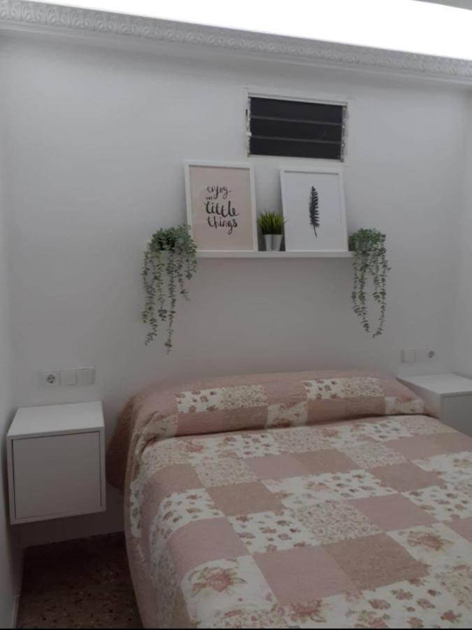 Apartamento A 10 Metros Del Mar กูลเญรา ภายนอก รูปภาพ